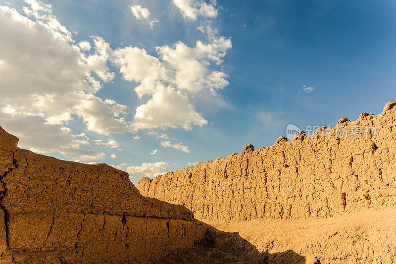 Meybod，Kouhandezh 旧堡垒（纳林城堡）